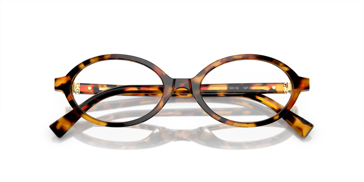 MIU MIU 01XV 19P1O1 – vista frontale ravvicinata