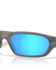 Oakley 9530 953002 Grigio Fumo Opaco – vista 3/4